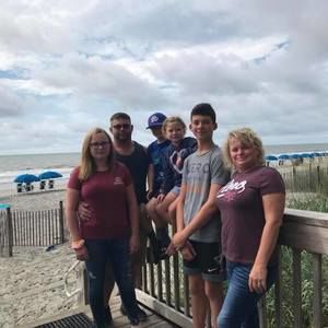 Meet your Posher, Clint